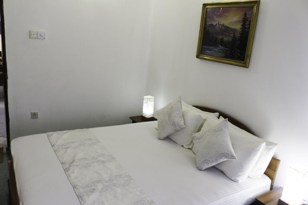Yoho Travellers Residence Kandy Luaran gambar