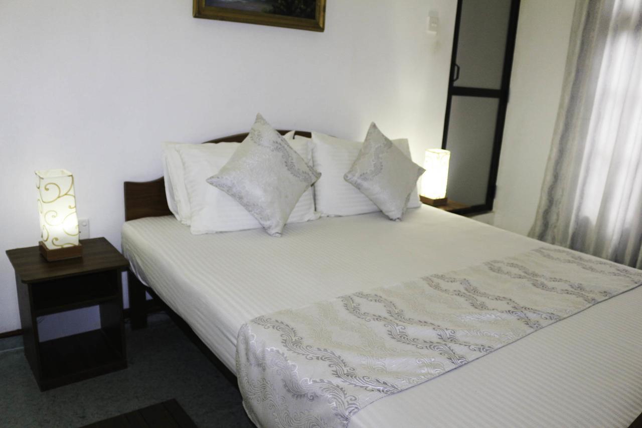 Yoho Travellers Residence Kandy Luaran gambar