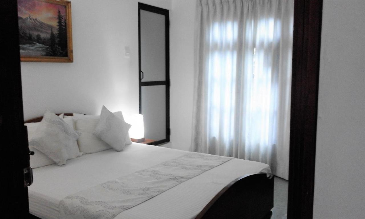 Yoho Travellers Residence Kandy Luaran gambar